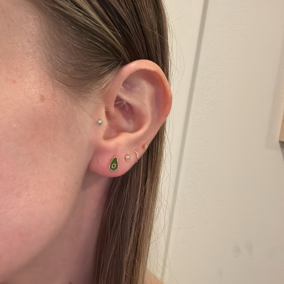 Tiny 18k gold plated sterling silver avocado dainty stud earrings - Picture 4 of 5